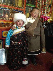 Khando (L) and Tsering Dhondup (R), daughter and son of Sangyal Tso